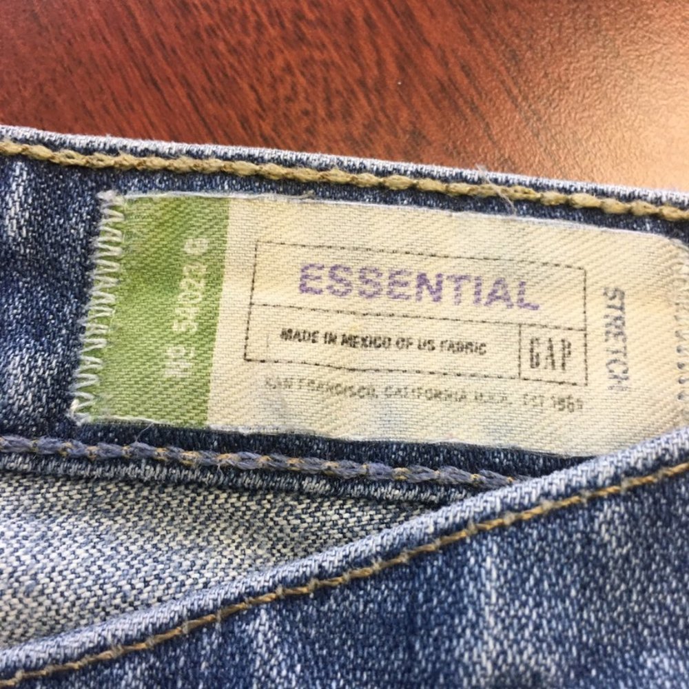Gap Essential Boot Cut Jeans - Picture 6 of 8